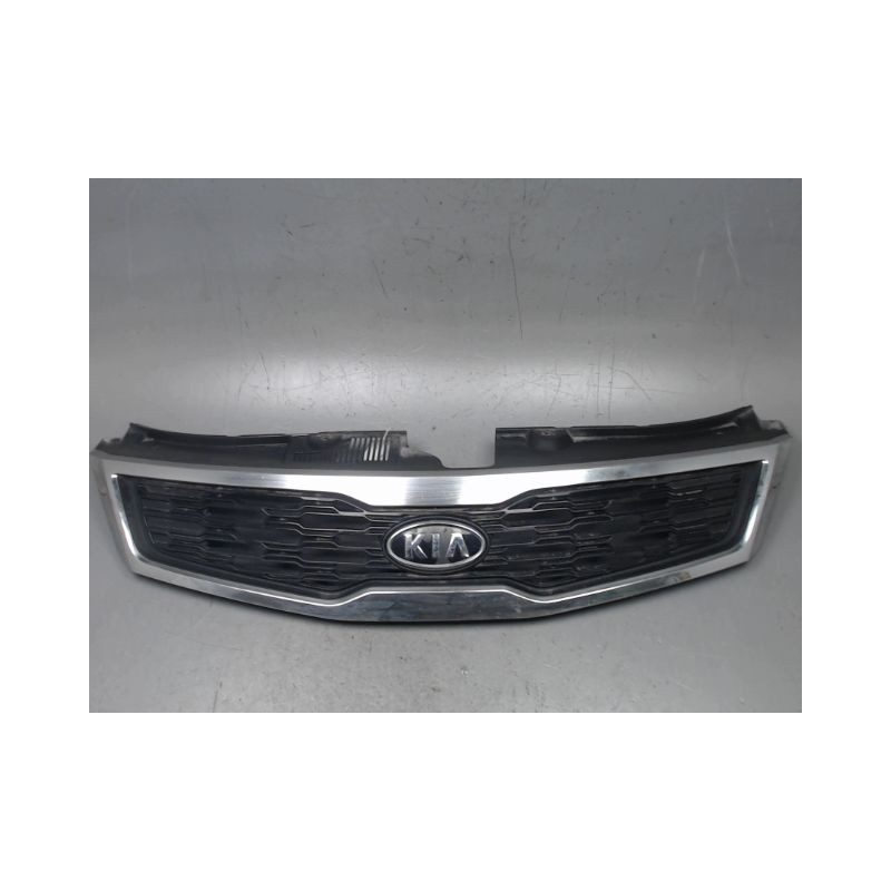CALANDRE KIA CEE-D