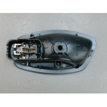 POIGNEE INTERIEURE PORTE AVANT DROIT RENAULT CLIO