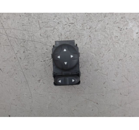 COMMANDE RETROVISSEUR EXT ELECTRIQUE