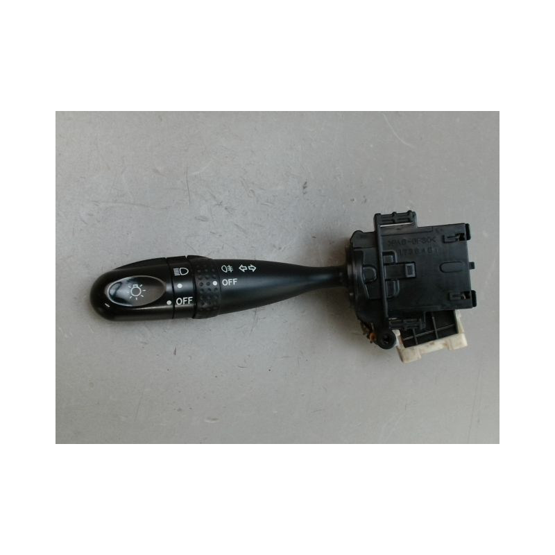 COMMANDE CLIGNOTANT TOYOTA YARIS