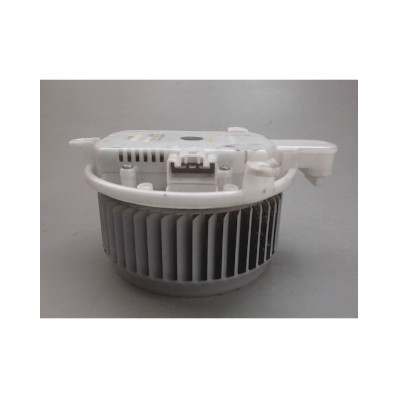 MOTEUR VENTILATEUR CHAUFFAGE LEXUS IS