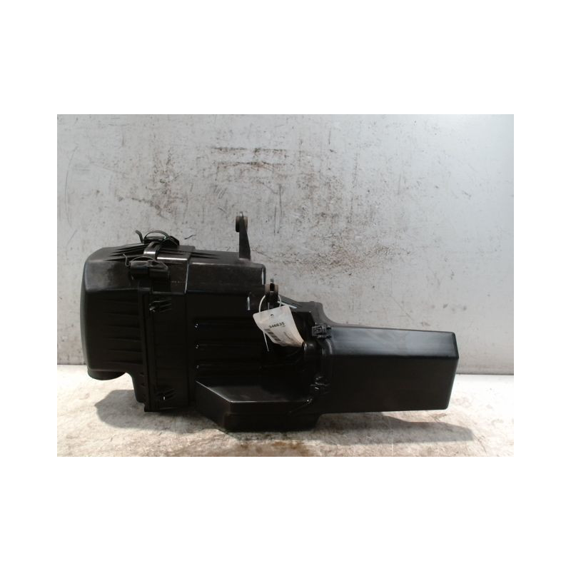 BOITIER FILTRE A AIR HYUNDAI I20