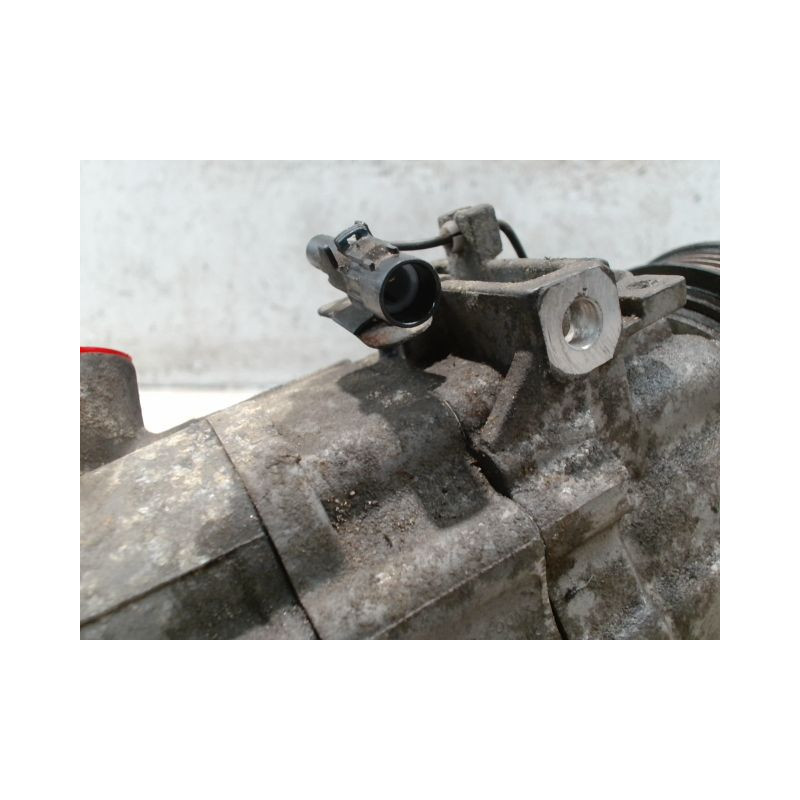 COMPRESSEUR AIR CONDITIONNE SUZUKI SPLASH