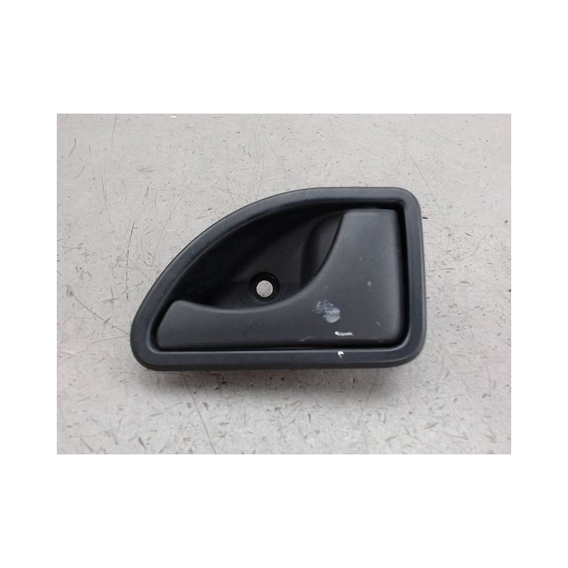 POIGNEE INTERIEURE PORTE AVANT DROIT RENAULT KANGOO