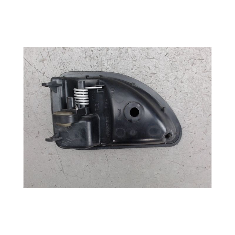 POIGNEE INTERIEURE PORTE AVANT DROIT RENAULT KANGOO