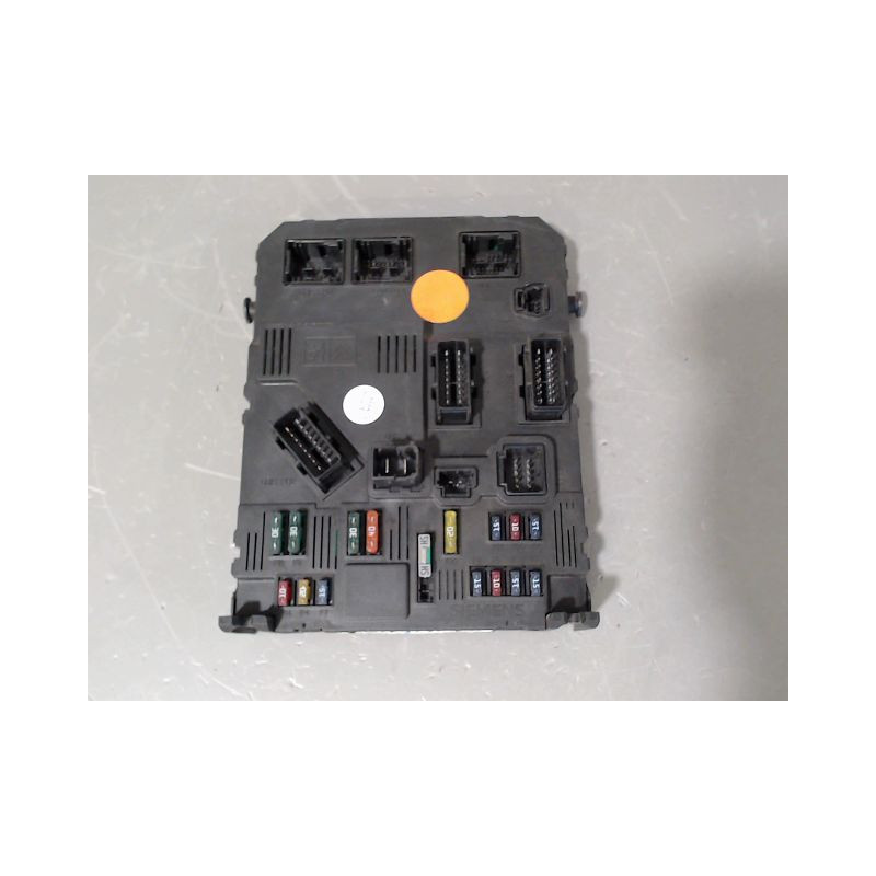 BOITIER GESTION HABITACLE PEUGEOT 206