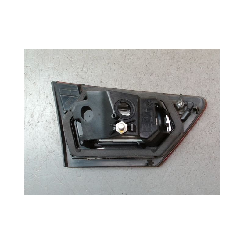 FEU ARRIERE INTERIEUR DROIT RENAULT CLIO IV Phase 1 2012-...