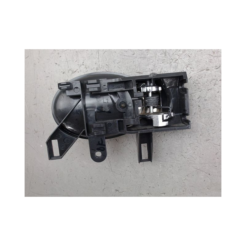 POIGNEE INTERIEURE PORTE AVANT GAUCHE NISSAN NOTE