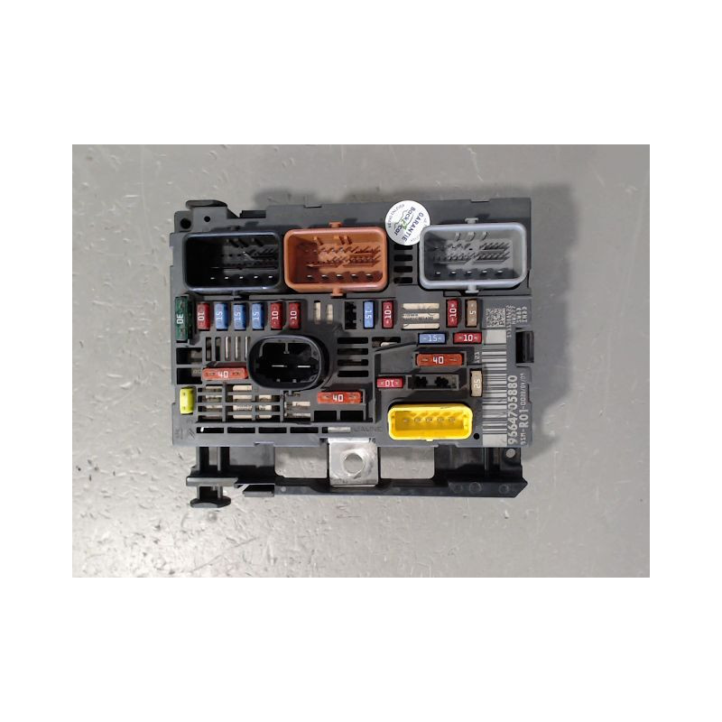 BOITE A FUSIBLES CITROEN C4 PICASSO
