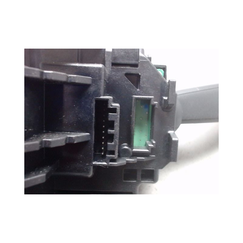 BLOC COMMODOS VOLVO V40 2000-