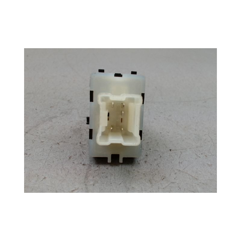 COMMANDE LEVE-GLACE PORTE AVD DACIA SANDERO 2008-