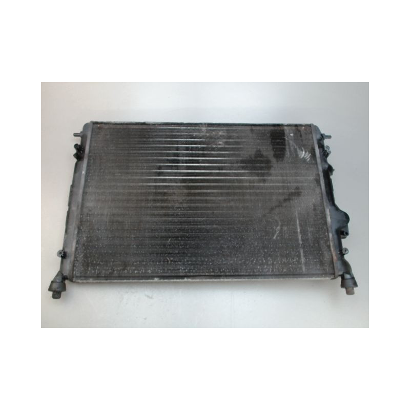 RADIATEUR RENAULT MEGANE