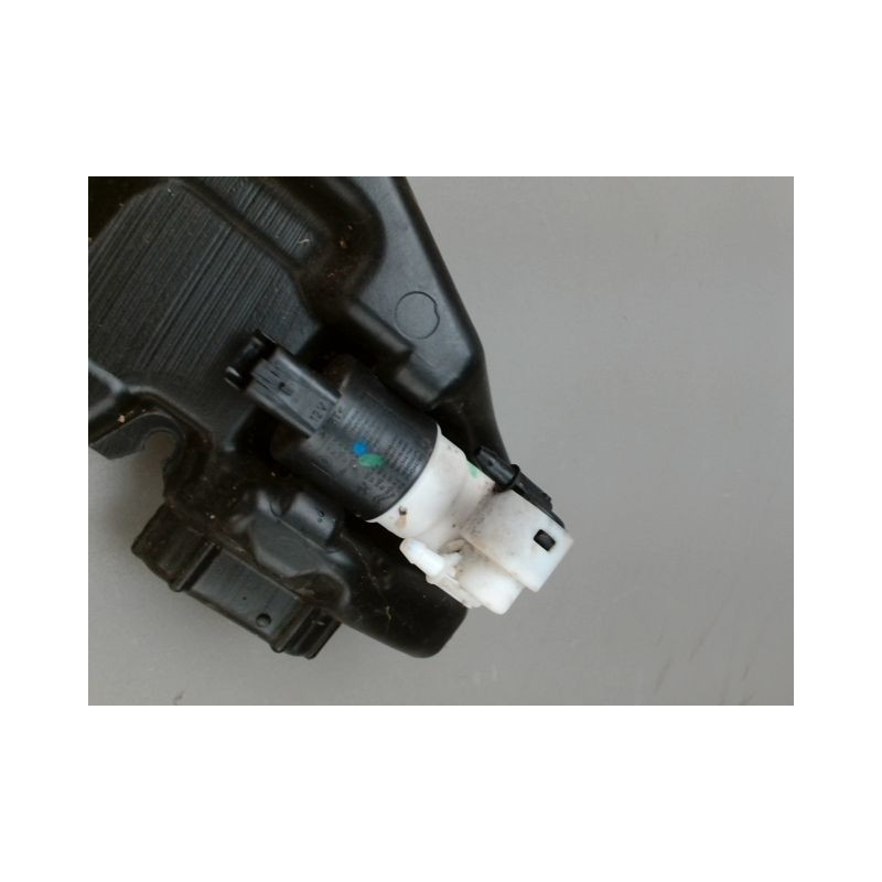 RESERVOIR LAVE-GLACE AVANT CITROEN C4
