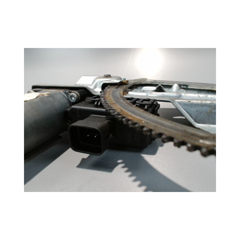 MECANISME+MOTEUR LEVE-GLACE AVANT GAUCHE OPEL ASTRA 2004-