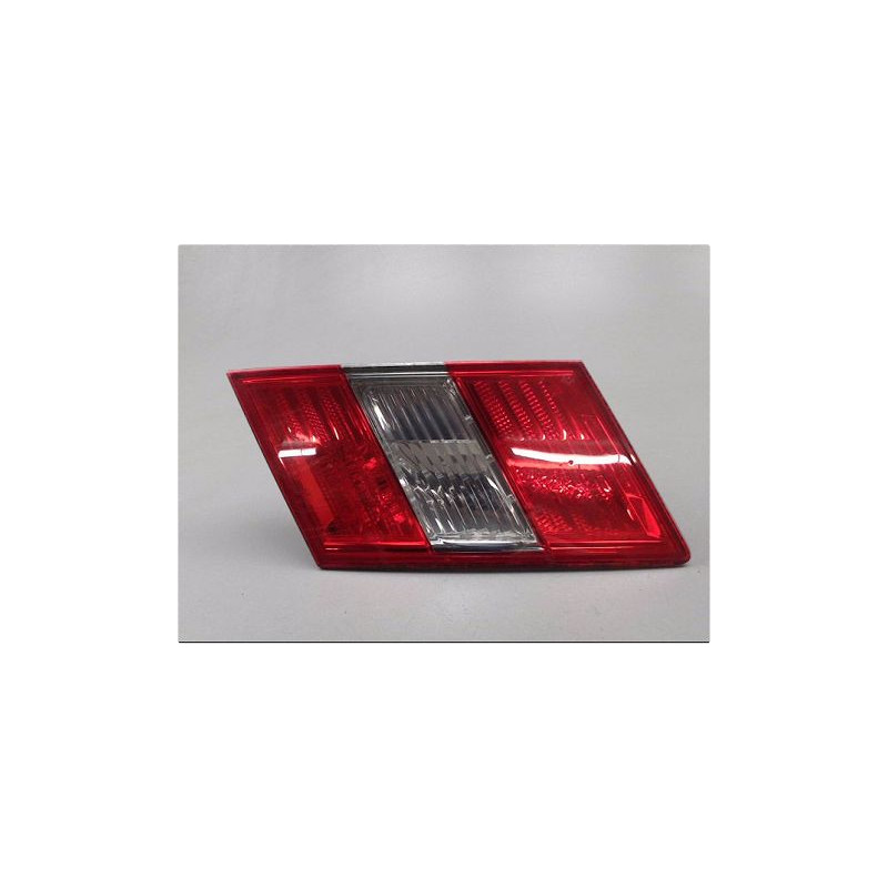FEU ARRIERE INTERIEUR DROIT MERCEDES CLASSE CLC 08-12