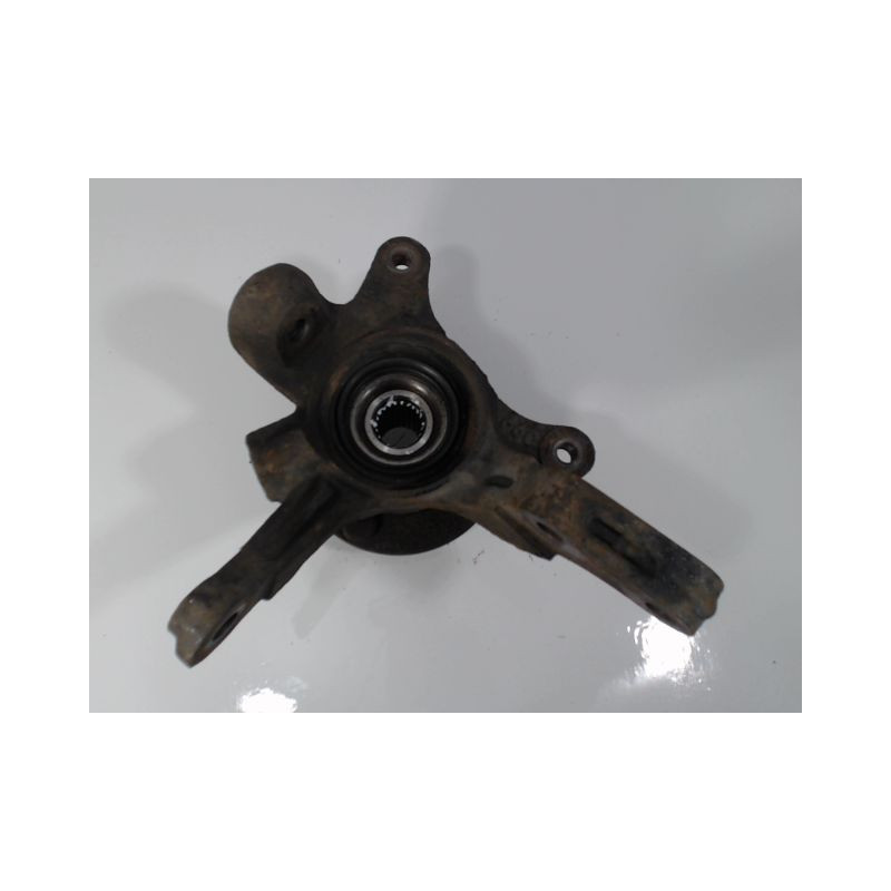 PIVOT AVANT DROIT NISSAN MICRA 2000-2003