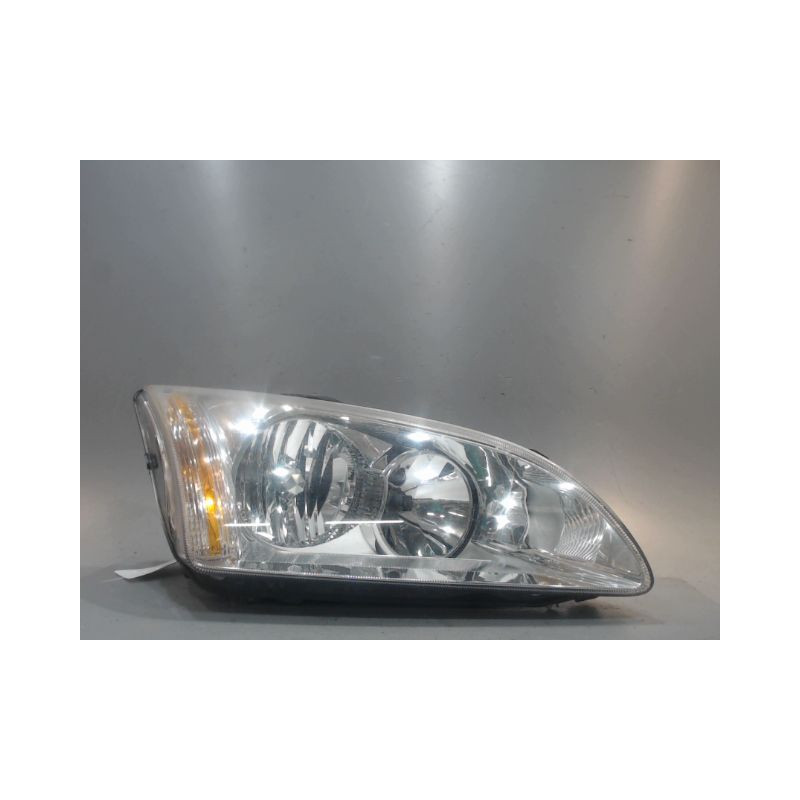 PHARE DROIT FORD FOCUS