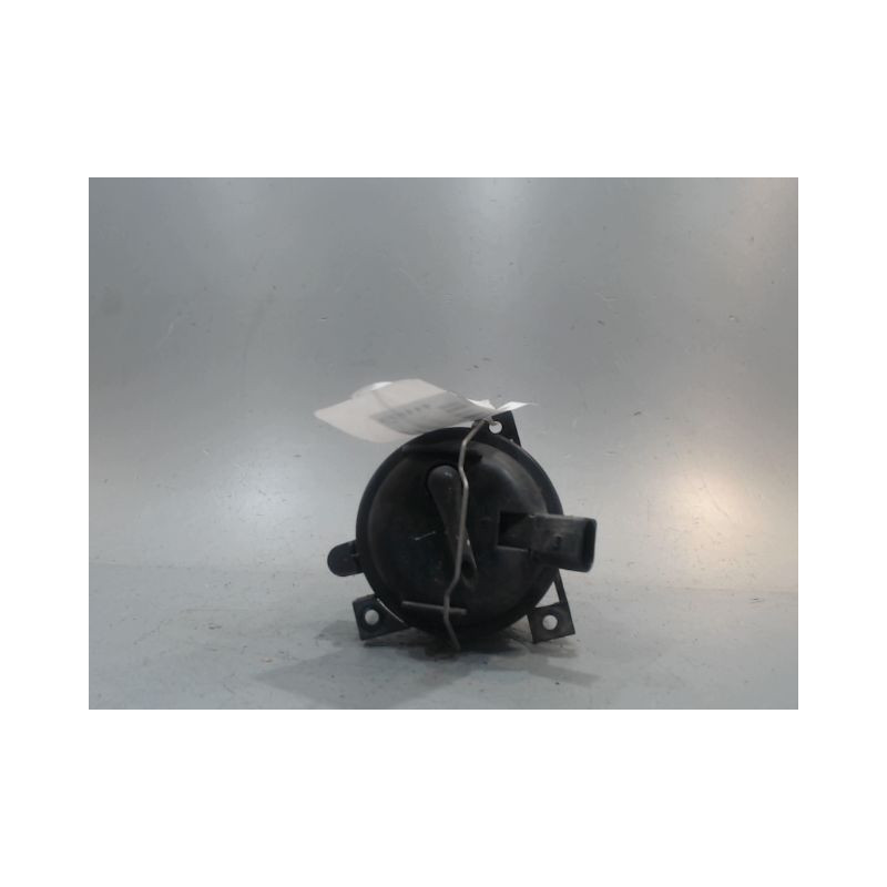PHARE ANTIBROUILLARD AVANT GAUCHE VOLKSWAGEN FOX