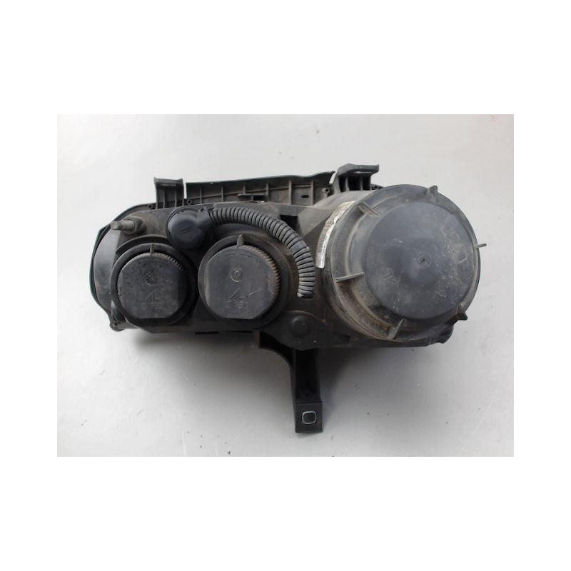 PHARE DROIT ALFA ROMEO 159