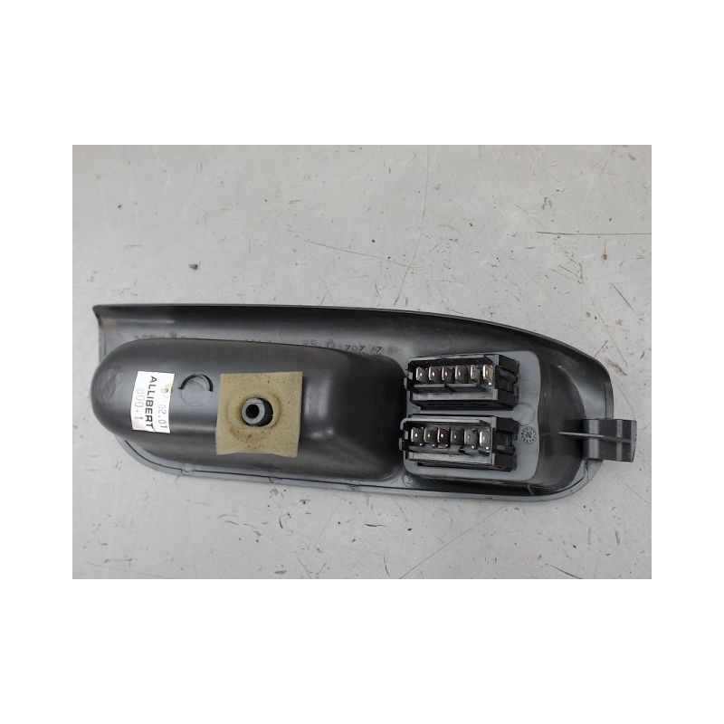 COMMANDE LEVE-GLACE PORTE AVG RENAULT MEGANE