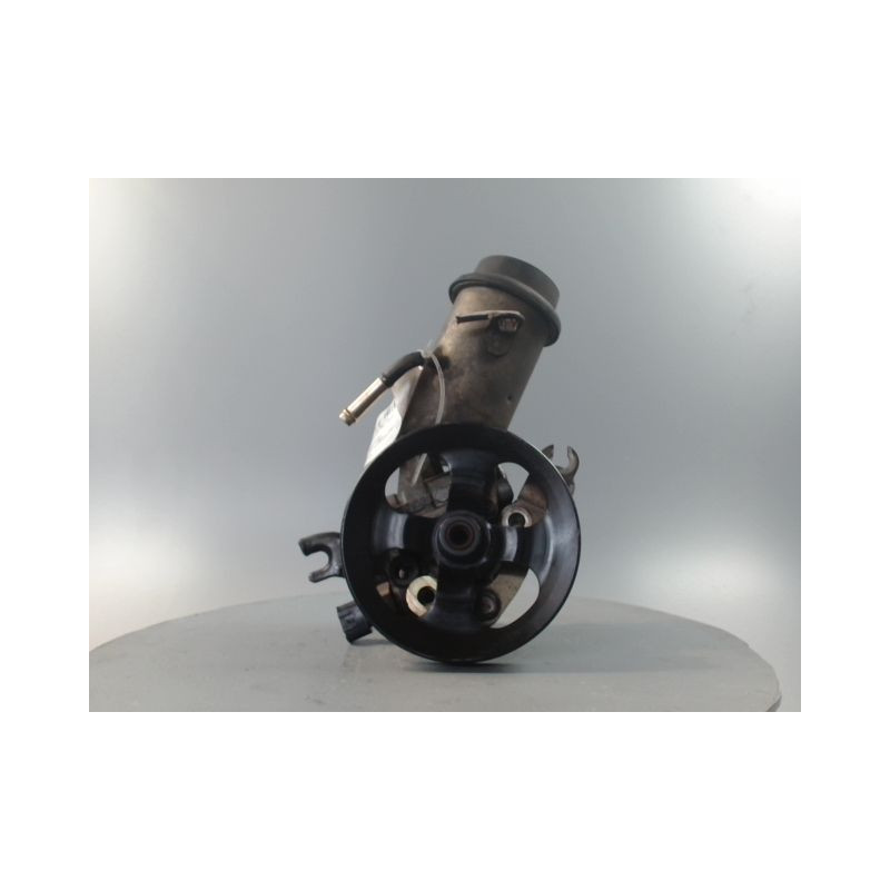 POMPE DIRECTION ASSISTEE TOYOTA YARIS -2003