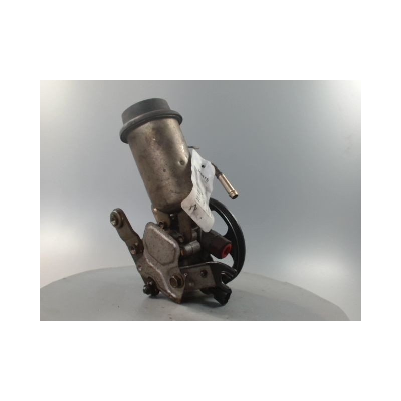 POMPE DIRECTION ASSISTEE TOYOTA YARIS -2003