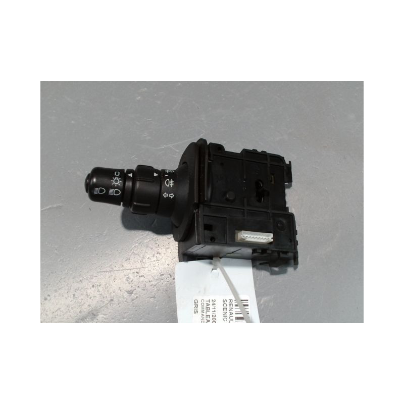 COMMANDE CLIGNOTANT RENAULT SCENIC II PH1 02-06