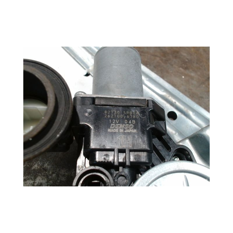 MECANISME+MOTEUR LEVE-GLACE ARRIERE DROIT NISSAN MICRA 2009-