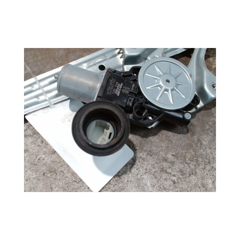 MECANISME+MOTEUR LEVE-GLACE ARRIERE GAUCHE NISSAN MICRA 2009-