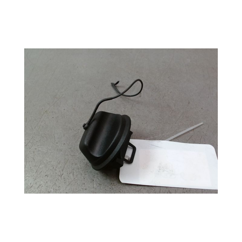 BOUCHON RESERVOIR A CARBURANT RENAULT CLIO ESTATE III Phase 2 2009-2012