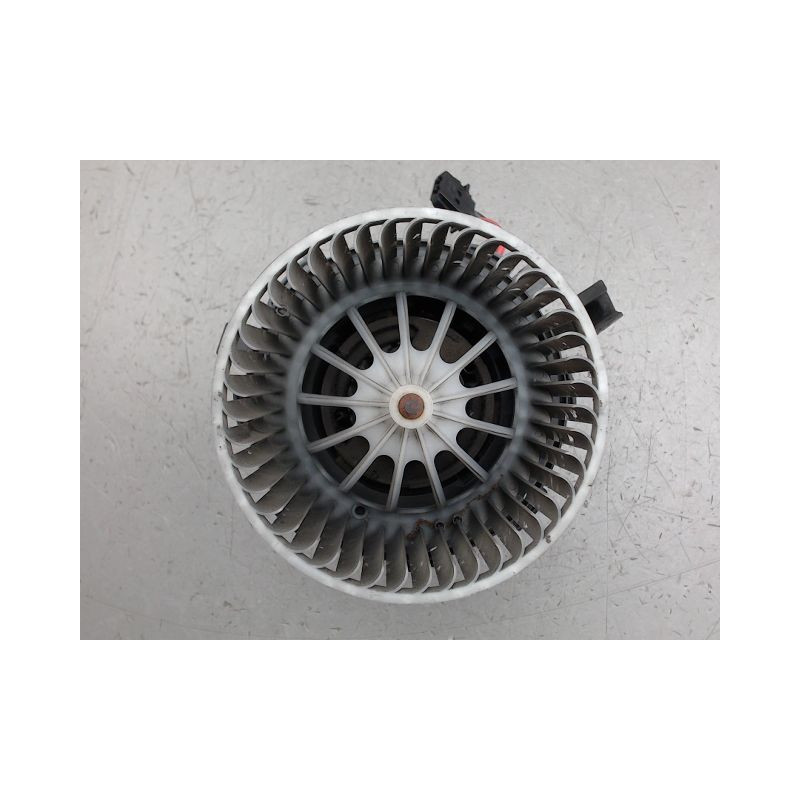 MOTEUR VENTILATEUR CHAUFFAGE AUDI A4