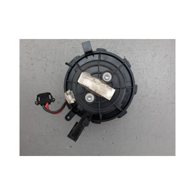 MOTEUR VENTILATEUR CHAUFFAGE AUDI A4