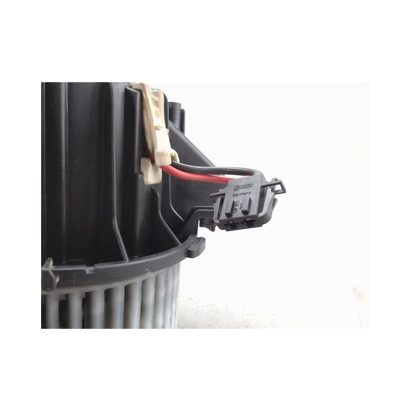 MOTEUR VENTILATEUR CHAUFFAGE AUDI A4