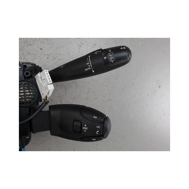 BLOC COMMODOS PEUGEOT 3008