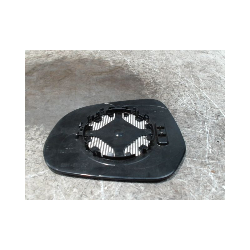GLACE RETROVISEUR EXT D SUZUKI SPLASH