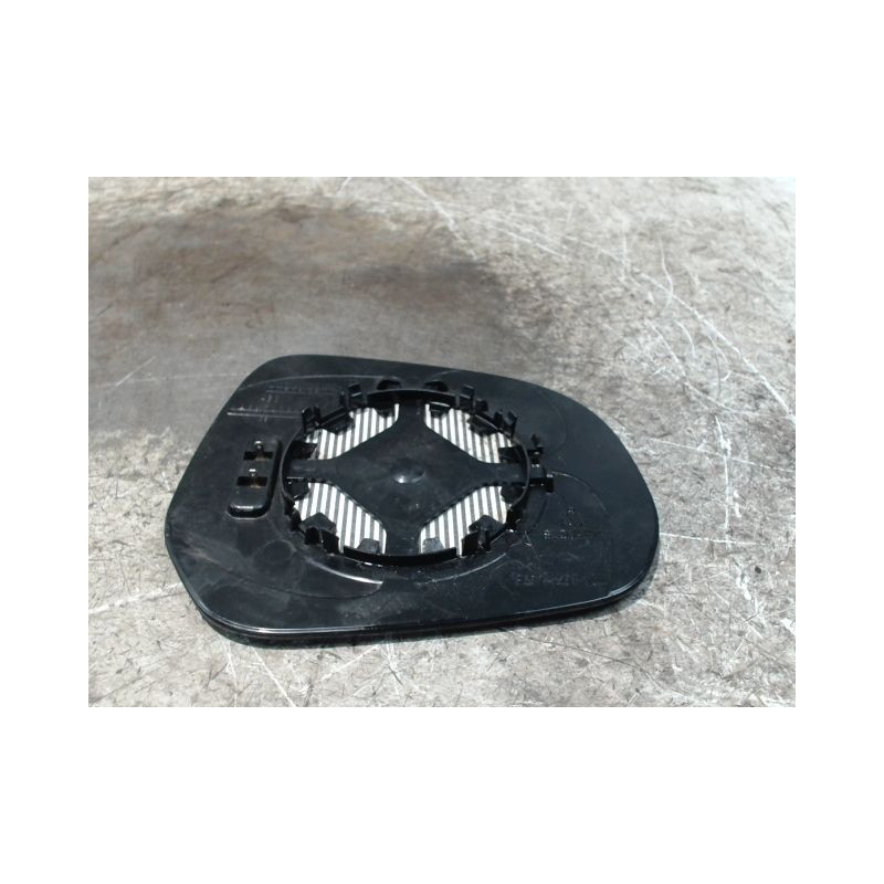 GLACE RETROVISEUR EXT G SUZUKI SPLASH