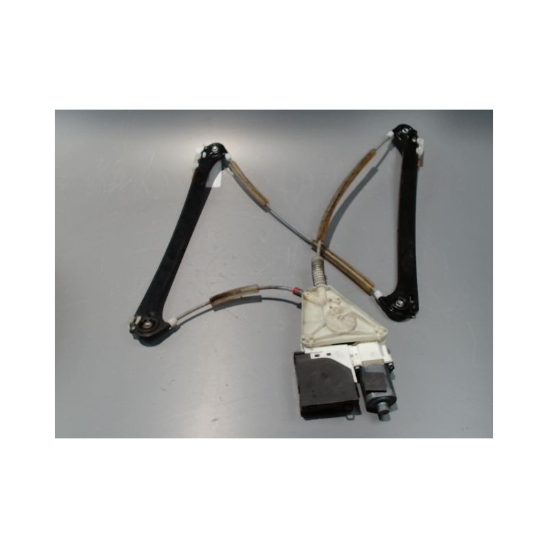 MECANISME+MOTEUR LEVE-GLACE AVANT DROIT AUDI A3 SPORTBACK