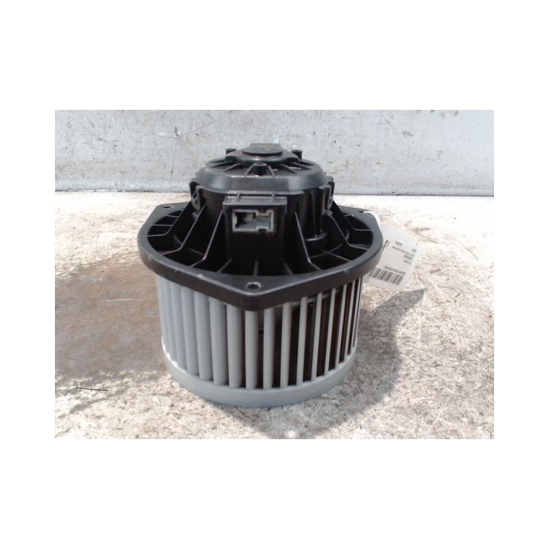 MOTEUR VENTILATEUR CHAUFFAGE SSANGYONG KORANDO