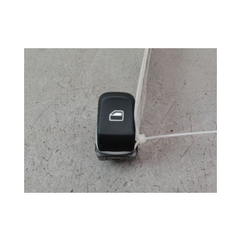 COMMANDE LEVE-GLACE PORTE ARG AUDI A3 SPORTBACK