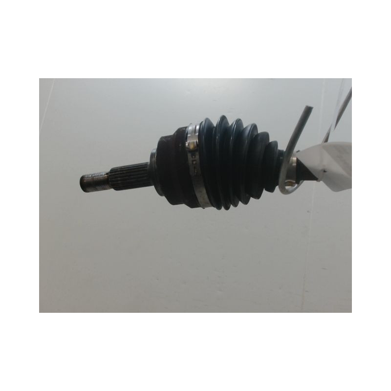 TRANSMISSION AVANT DROIT DACIA SANDERO 2008- 1.0 SCe 65
