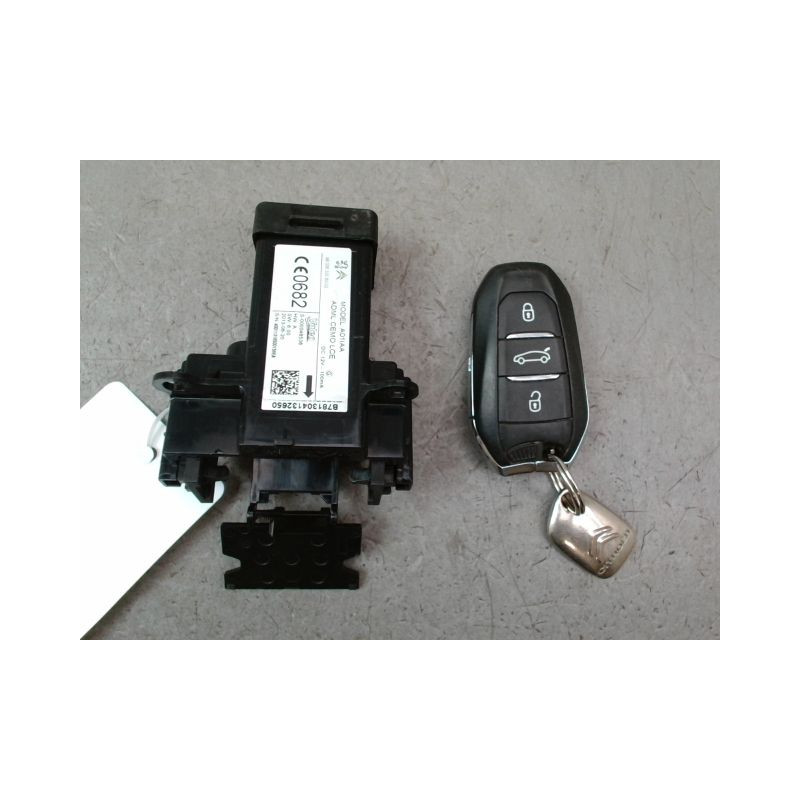 LECTEUR DE CARTE CITROEN C4 PICASSO