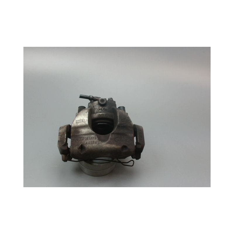 ETRIER DE FREIN AVANT DROIT FORD FOCUS 2008-
