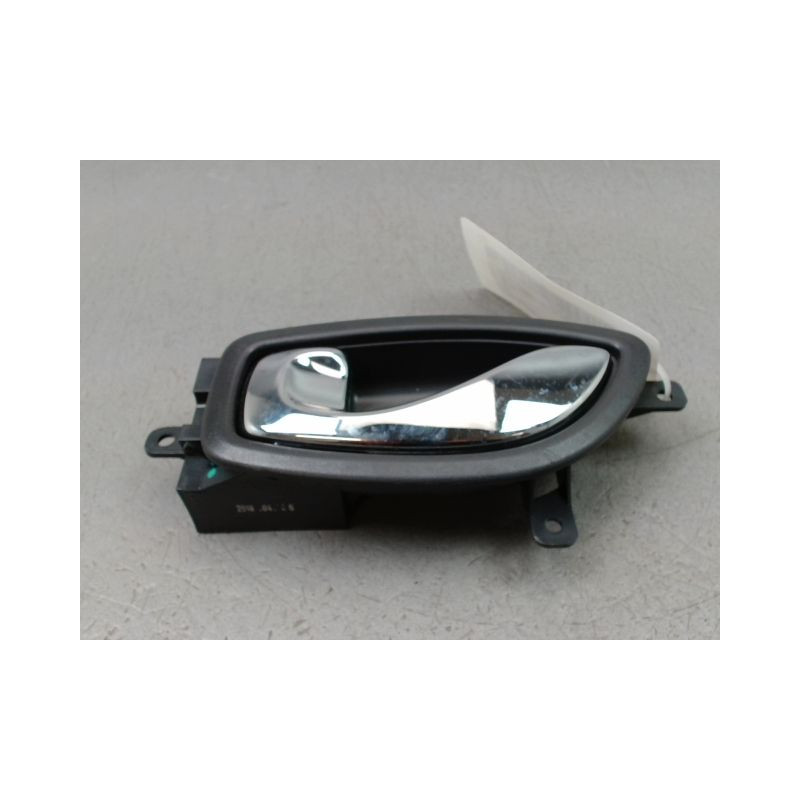 POIGNEE INTERIEURE PORTE AVANT GAUCHE RENAULT KOLEOS BREAK 2008-...