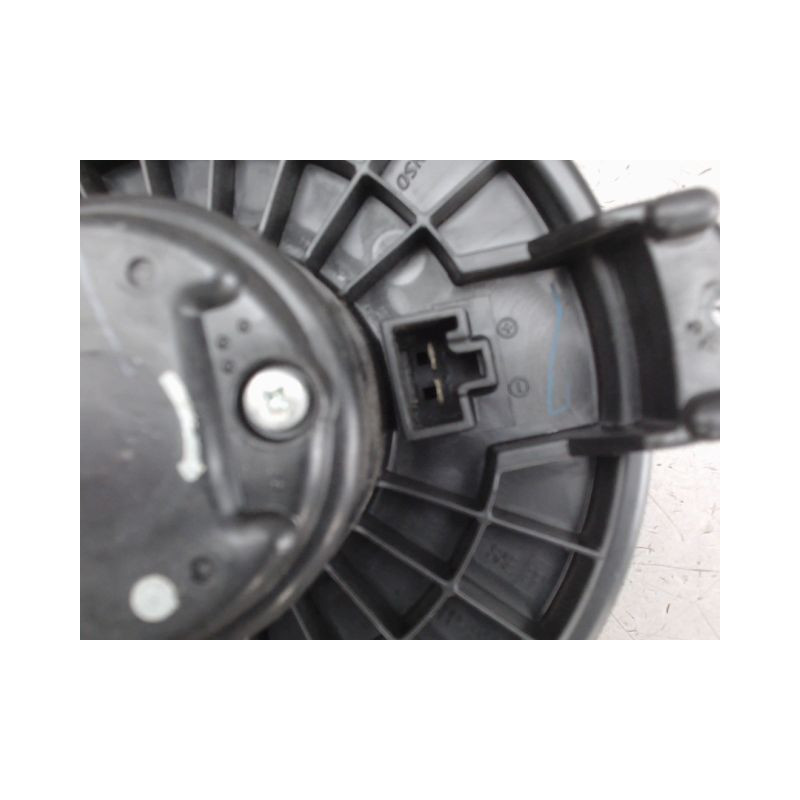 MOTEUR VENTILATEUR CHAUFFAGE SUZUKI SWIFT