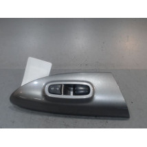 COMMANDE LEVE-GLACE PORTE AVD NISSAN JUKE