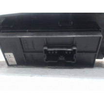 COMMANDE LEVE-GLACE PORTE AVD NISSAN JUKE