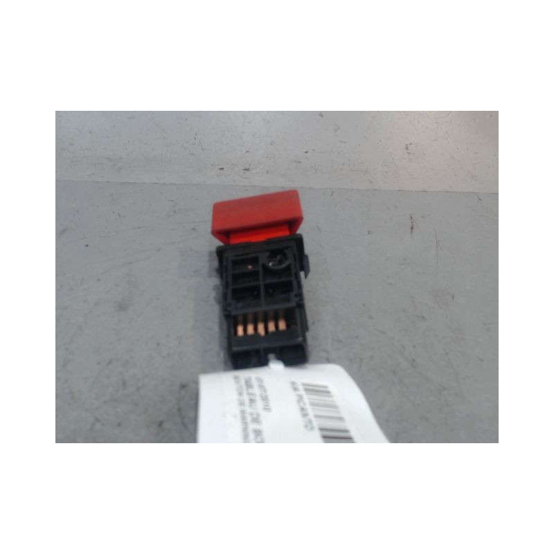 BOUTON DE WARNING KIA PICANTO