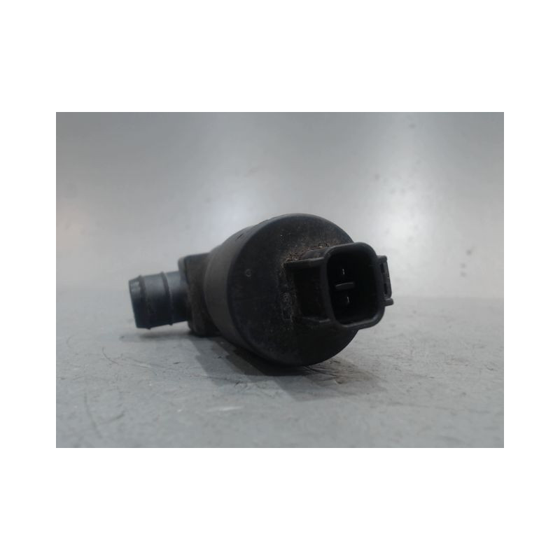 POMPE LAVE-GLACE ARRIERE TOYOTA YARIS