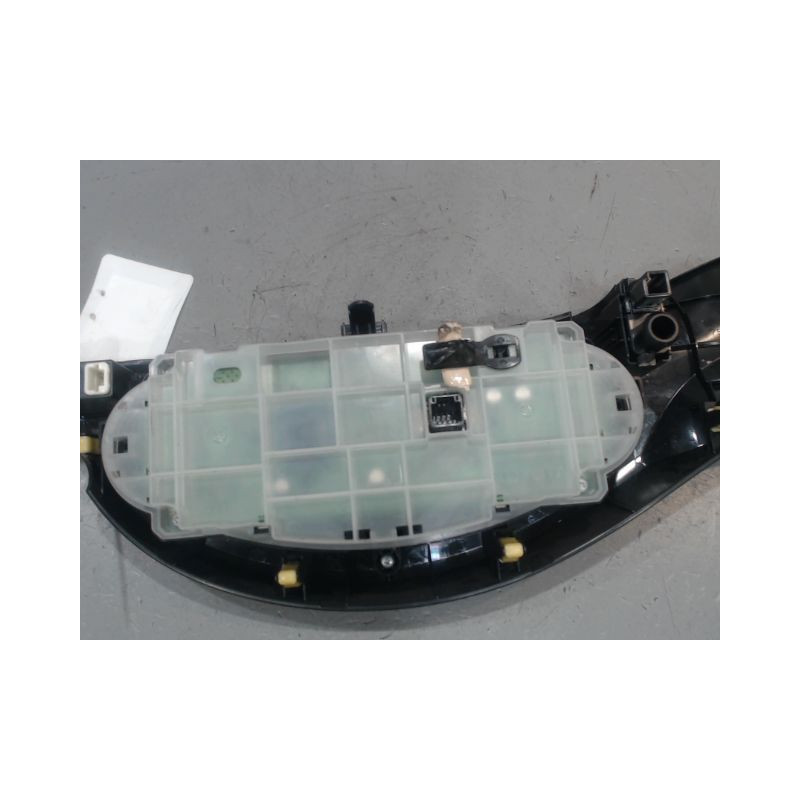 COMMANDE DE CHAUFFAGE TOYOTA YARIS