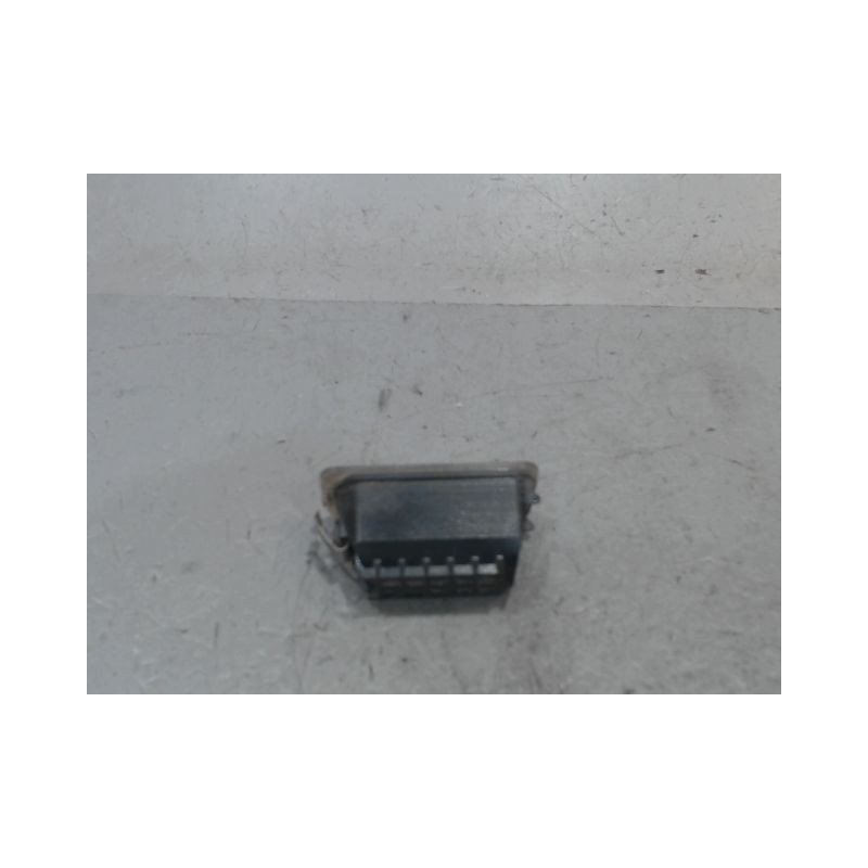 ECLAIREUR PLAQUE DE POLICE DROIT FORD C-MAX